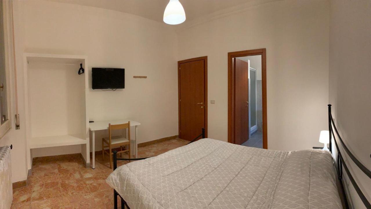 Daniele Rooms Arezzo Buitenkant foto